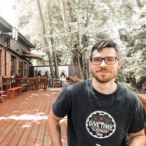 Meet your Posher, Lee